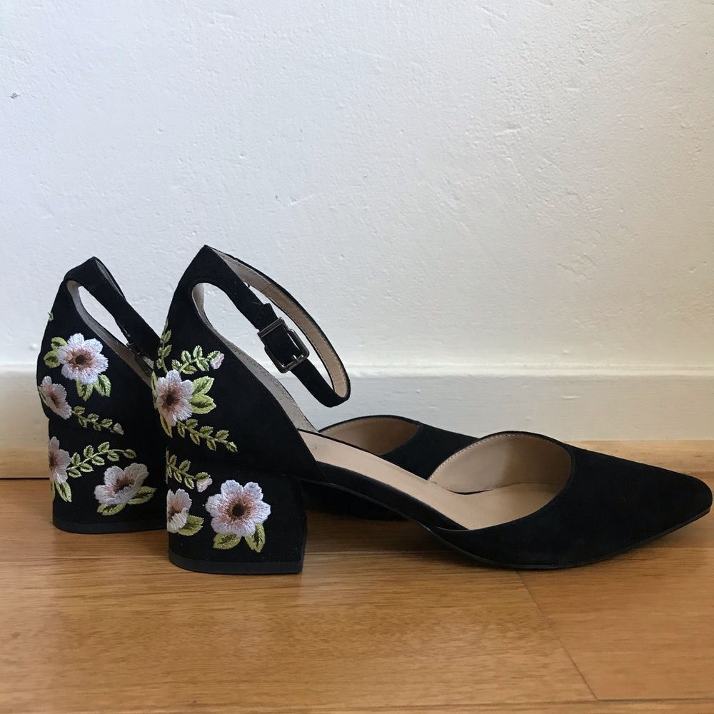 Franco Sarto chunky heel with floral decal